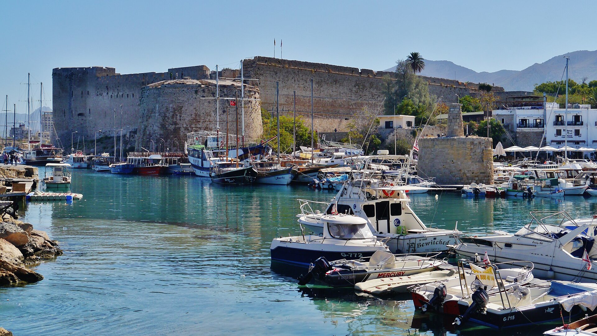 Girne Üniversitesi'nde Yaşlılığın Medyadaki Temsili Panelde Tartışıldı